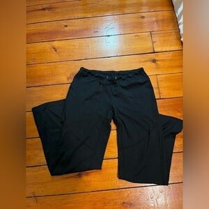 Mountain Hardwear Wide Leg Black Sweatpants with Back Pockets Medium